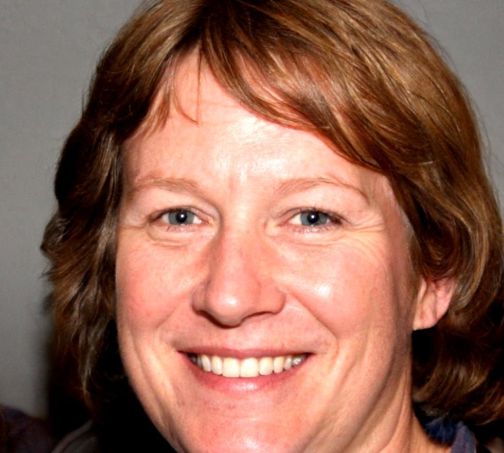 Penelope Crawford, Founder of trovianexilo Financial Education
